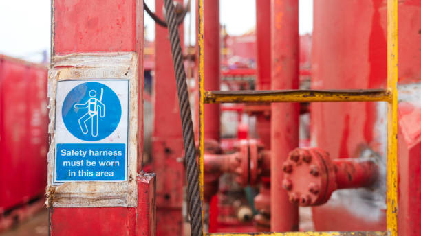 Lifting Operations Safety: Rigging, Signals, and Exclusion Zones